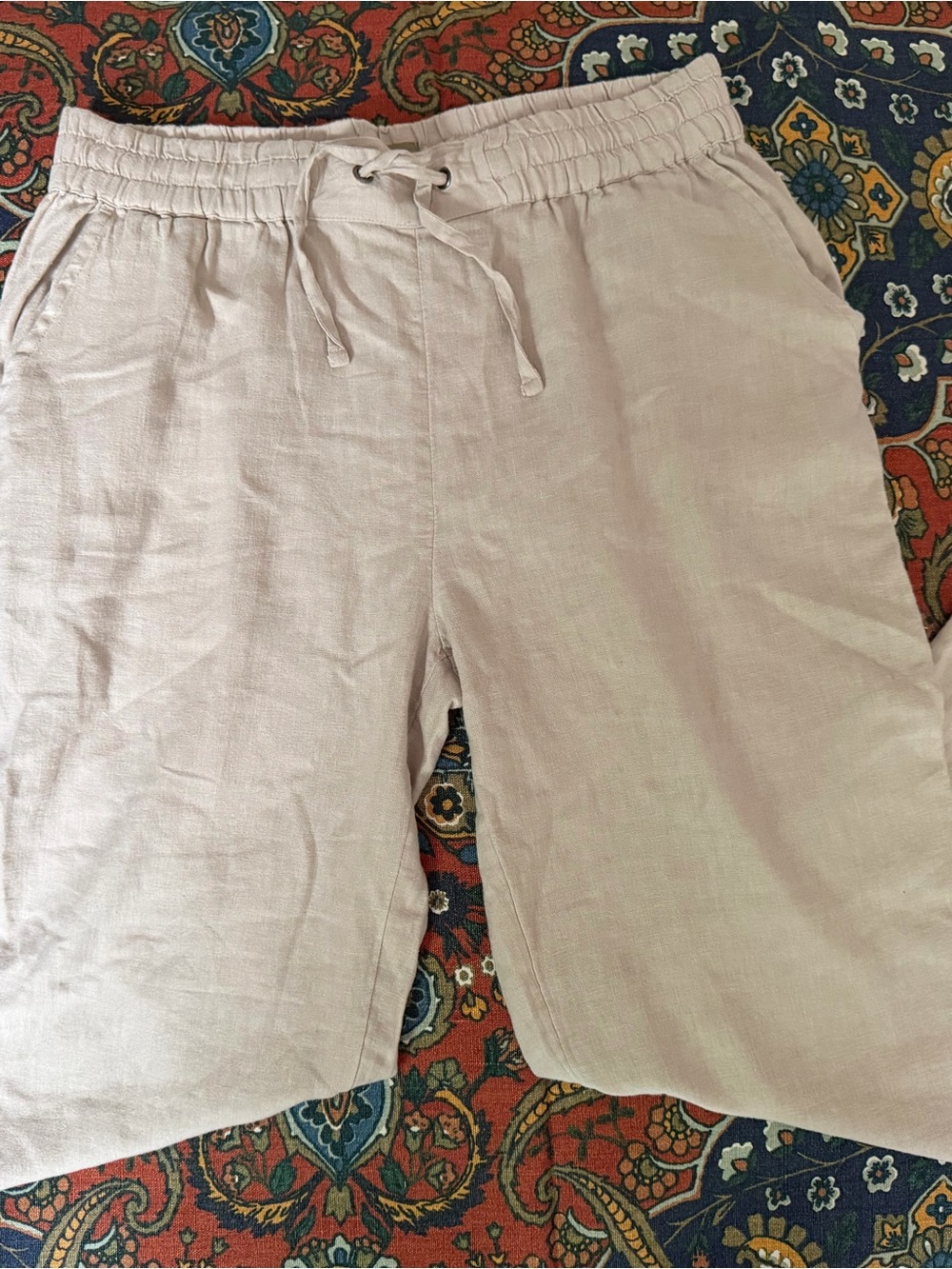 Relaxed Drawstring Linen-Blend Chinos in Beige beach everyday leisure wear - Picture 6 of 9